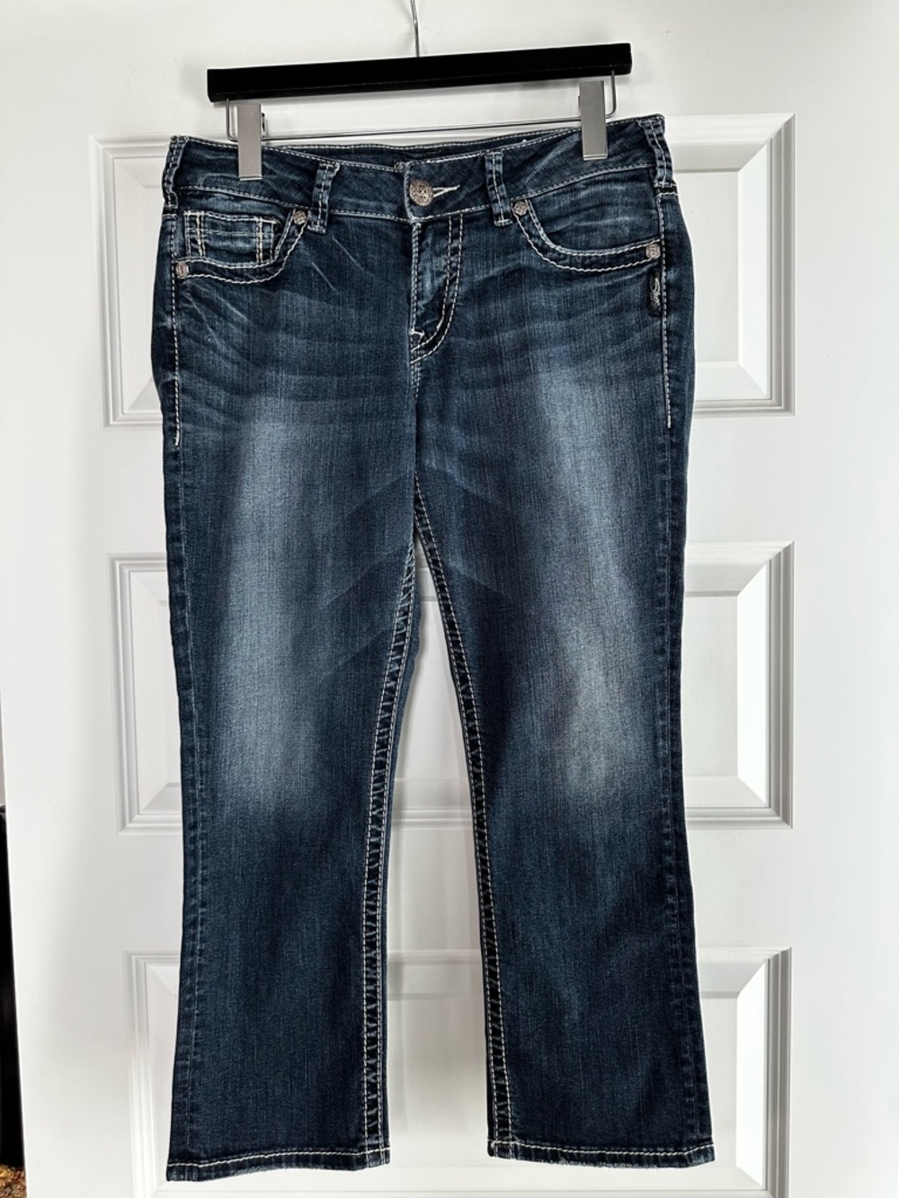 Silver Jeans Co. Suki Mid Capri in Grey